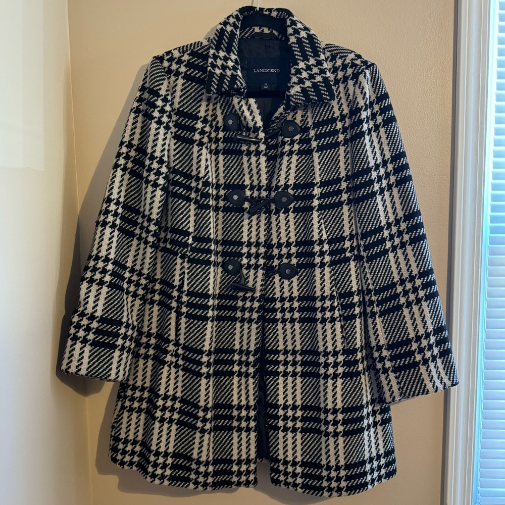 Land’s End Women’s Black and White Coat